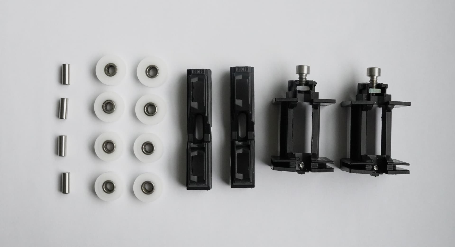 Kit chariots pour profils aluminium DS4535 | La Croisée