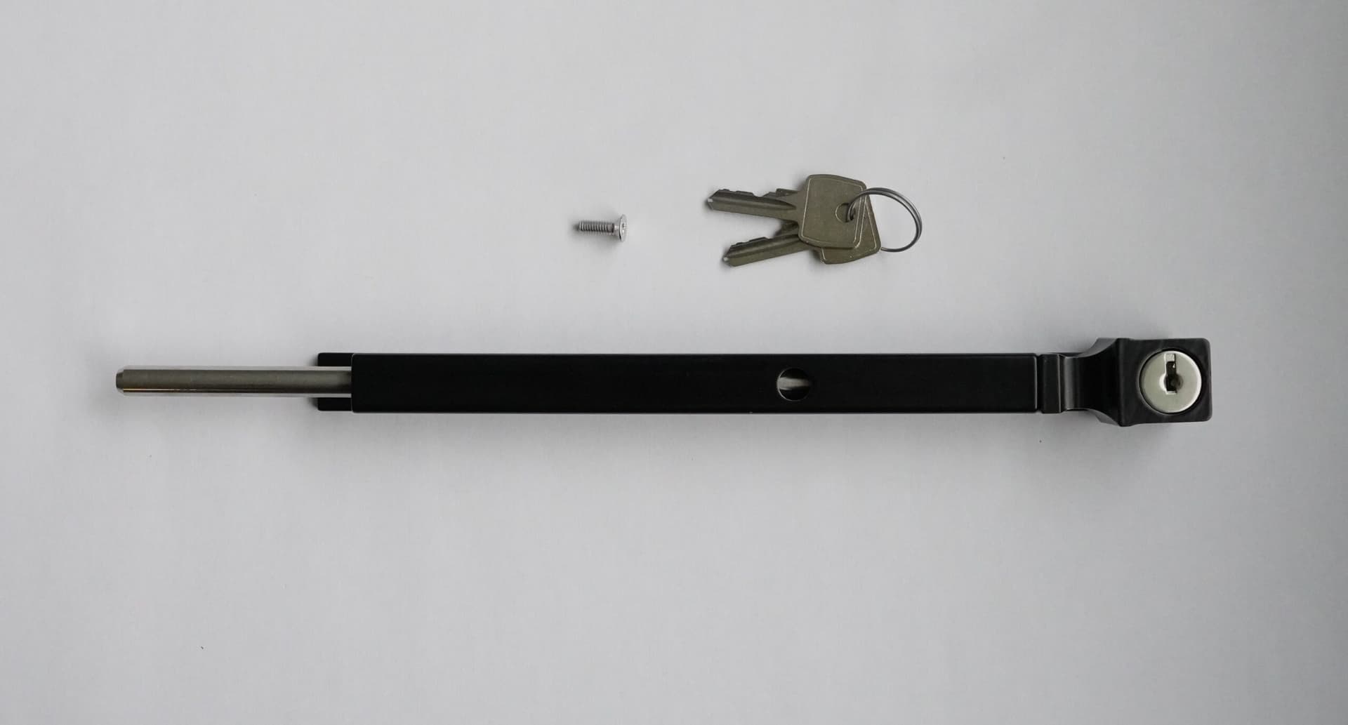 VERROU DE PORTE CLASSIC L250 TETE ETROITE EN APPLIQUE A CLE NOIR RAL 9005 - DS6974-013